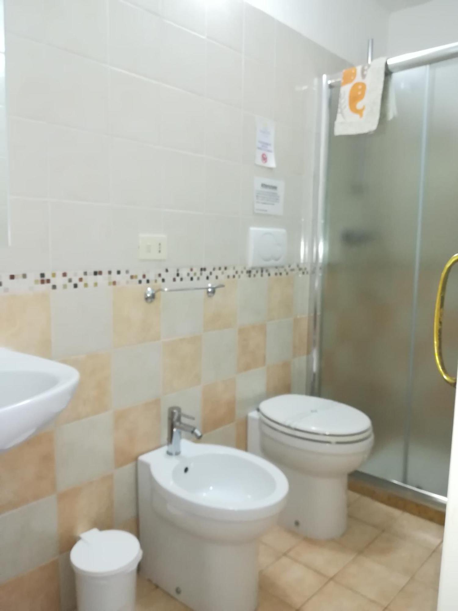 B&B Mareen Santa Maria al Bagno Phòng bức ảnh